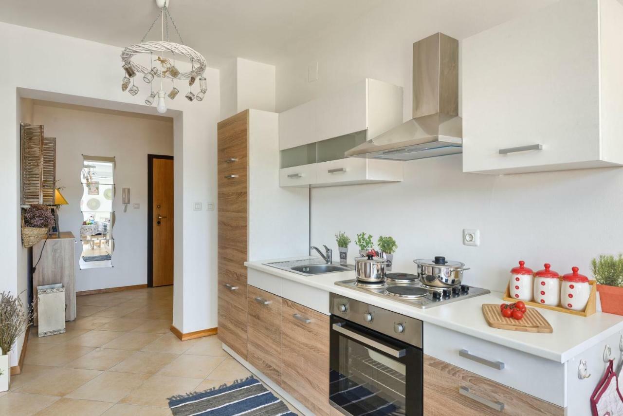 Duboko Plavo Apartamento Krnica Exterior foto